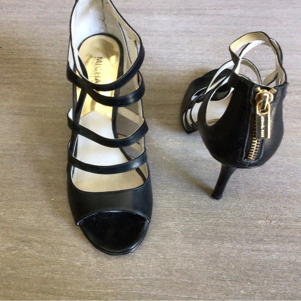 Mid heeled sandals